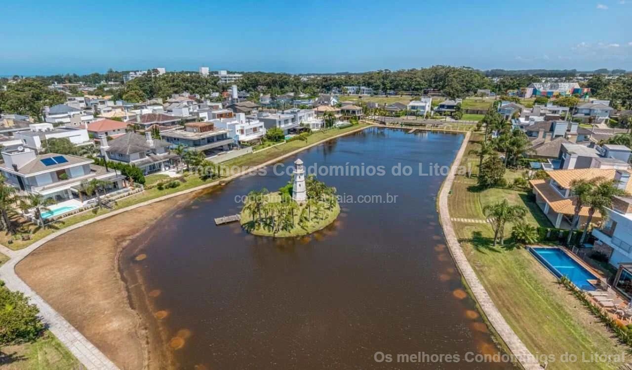 LOTE À VENDA NO CONDOMÍNIO PORTO CORONADO | 450 m² | Xangri-Lá — Xangri-lá