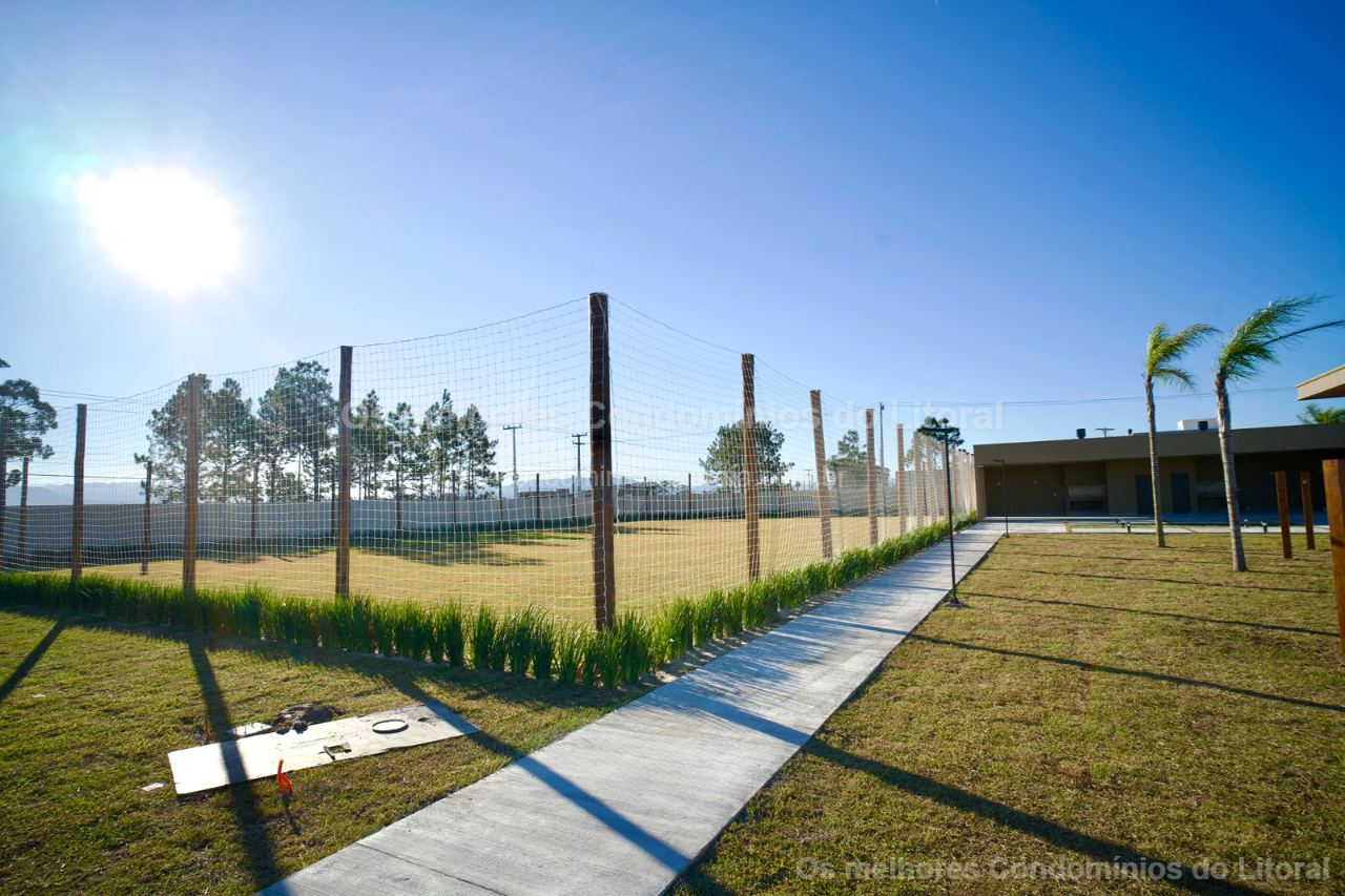 LOTE BEIRA LAGO À VENDA NO CONDOMÍNIO ISLA | Xangri-Lá — Xangri-lá