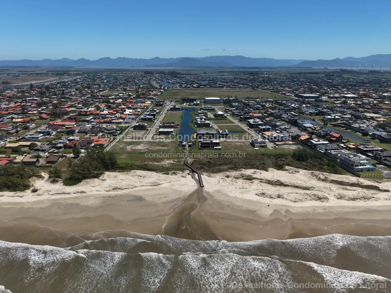 TERRENO À VENDA NO CONDOMÍNIO LOS COBOS | 450,00 m² | FRENTE NORTE | XANGRI-LÁ — Xangri-lá