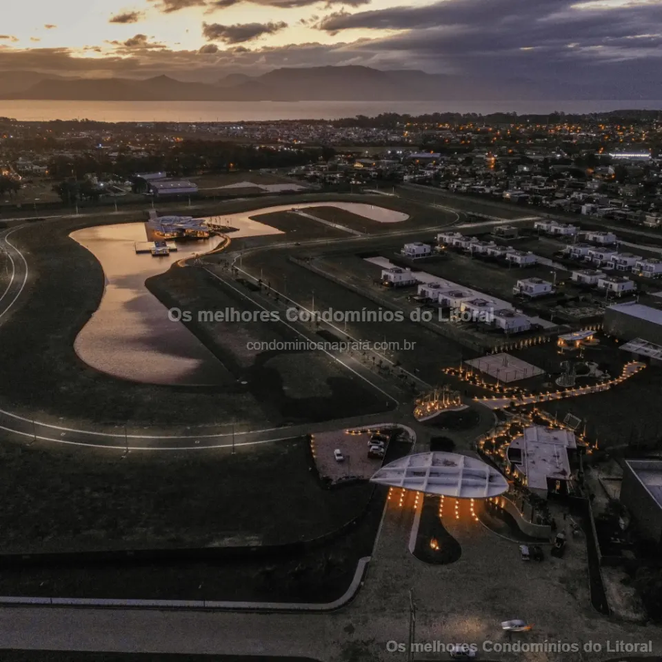 LOTE À VENDA NO CONDOMÍNIO LÓTUS | 541,63 m² | FRENTE NORTE | XANGRI-LÁ — Xangri-lá